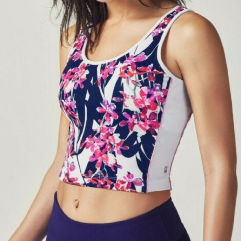 Fabletics “Vasha” Midi Sports Bra!